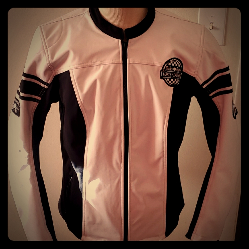 🔥 hottest female biker jacket